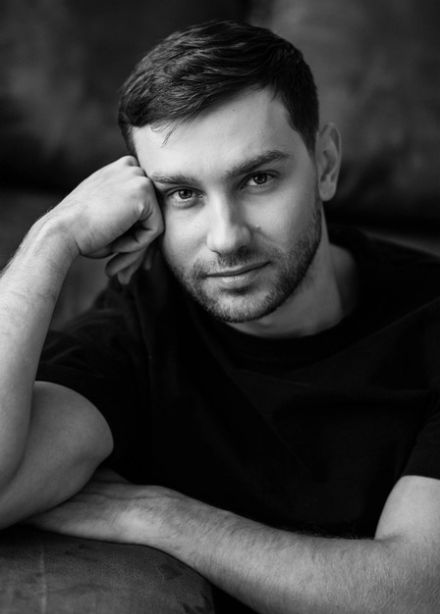 Без компромиссов. Поэтический вечер Ильи Ильиных